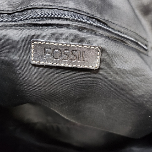 Fossil Tote - Picture 8 of 8